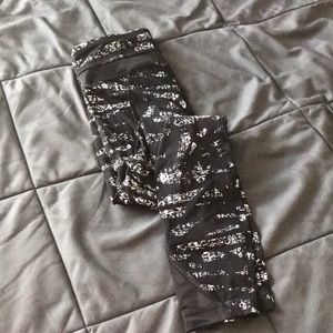 7/8 Printed Lululemon With Mesh
